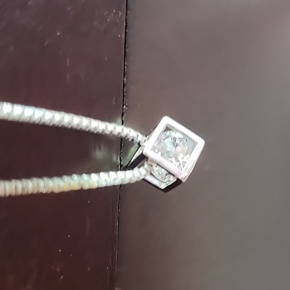 ⚫️Simulated Diamond  Cage Necklace - Picture 3 of 9